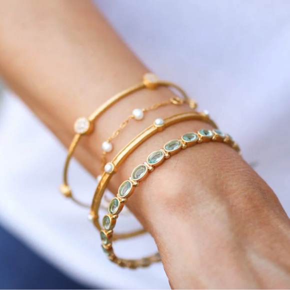 NWT AUTHENTIC LUXURY JULIE VOS CLEAR BAHAMIAN BLUE IMPORTED GLASS BANGLE - Picture 3 of 17